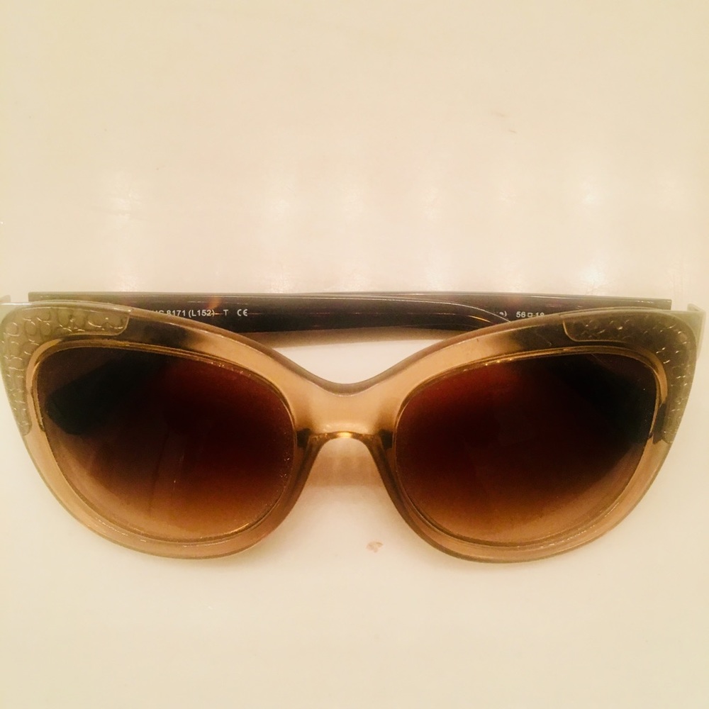 Coach sunglasses for the sassy woman.
